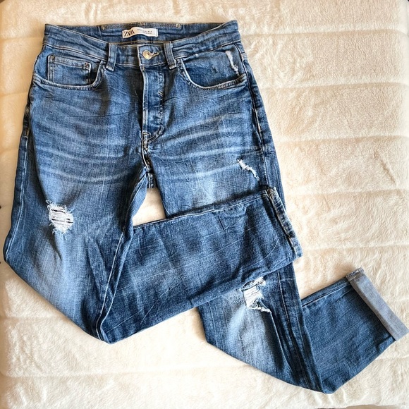 Zara Denim - Zara Distressed Button-Fly